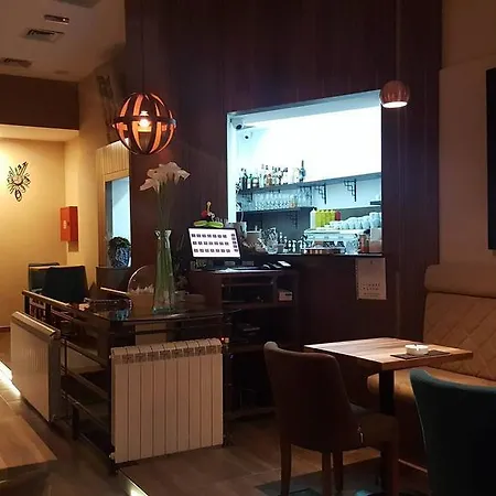 Atlas Travel Point Center Suites